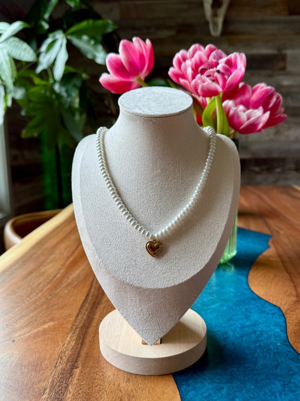 Faux Pearl Necklace with Heart Pendant